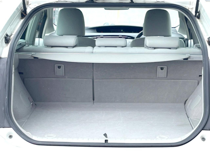 2012 Toyota Prius DAA-ZVW30 (UW-69f496d5d87f5)[21]