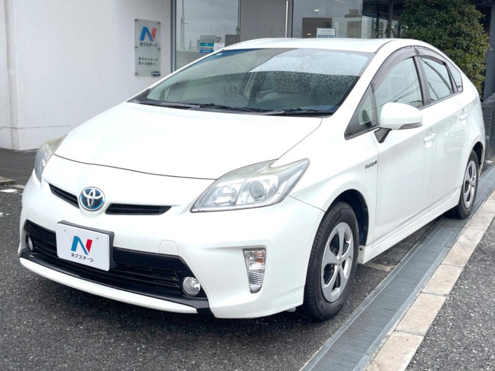 2012 Toyota Prius DAA-ZVW30 (UW-69f496d5d87f5)[9]