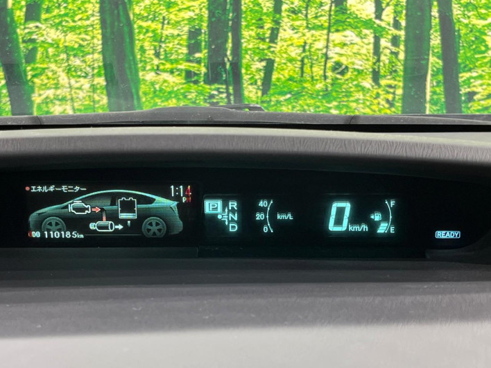 2014 Toyota Prius DAA-ZVW30 (UW-69f496d69244b)[23]