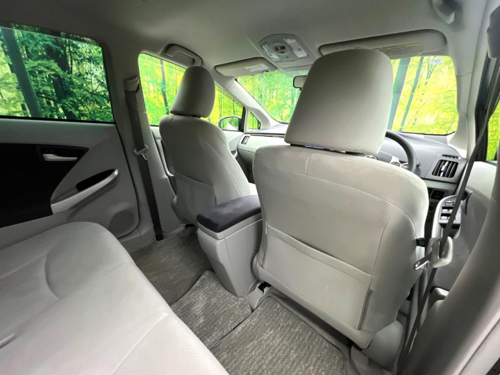 2011 Toyota Prius DAA-ZVW30 (UW-69f496d79ff4e)[24]