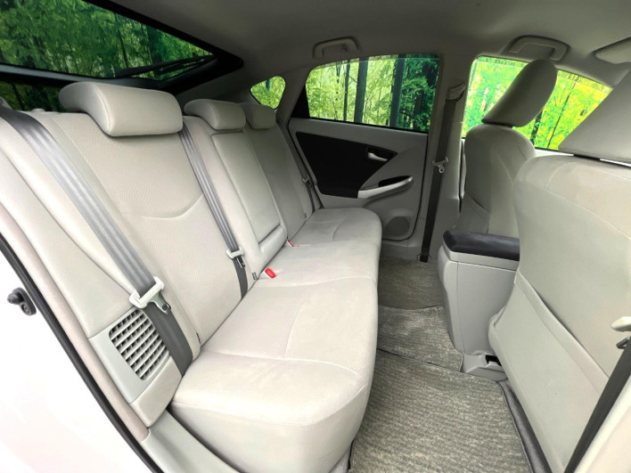 2011 Toyota Prius DAA-ZVW30 (UW-69f496d79ff4e)[25]