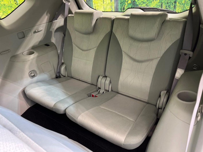 2011 Toyota Prius α DAA-ZVW40W (UW-69f496da0411f)[29]