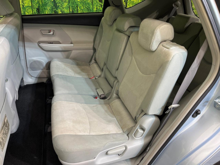 2011 Toyota Prius α DAA-ZVW40W (UW-69f496da0411f)[28]