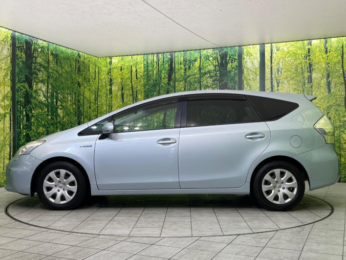 2011 Toyota Prius α DAA-ZVW40W (UW-69f496da0411f)[11]