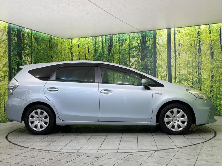 2011 Toyota Prius α DAA-ZVW40W (UW-69f496da0411f)[7]
