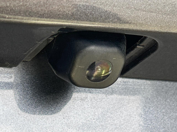 2011 Toyota Prius α DAA-ZVW41W (UW-69f496dadad92)[17]