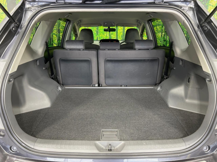 2011 Toyota Prius α DAA-ZVW41W (UW-69f496dadad92)[18]