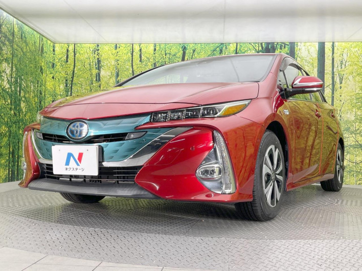 2017 Toyota Prius PHV DLA-ZVW52 (UW-69f496df626ea)[16]
