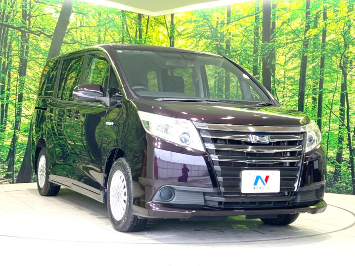 2014 Toyota Noah DAA-ZWR80G (UW-69f496e3ac1e8)[28]