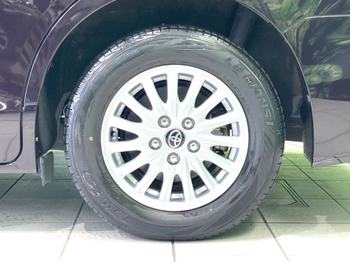 2014 Toyota Noah DAA-ZWR80G (UW-69f496e3ac1e8)[12]