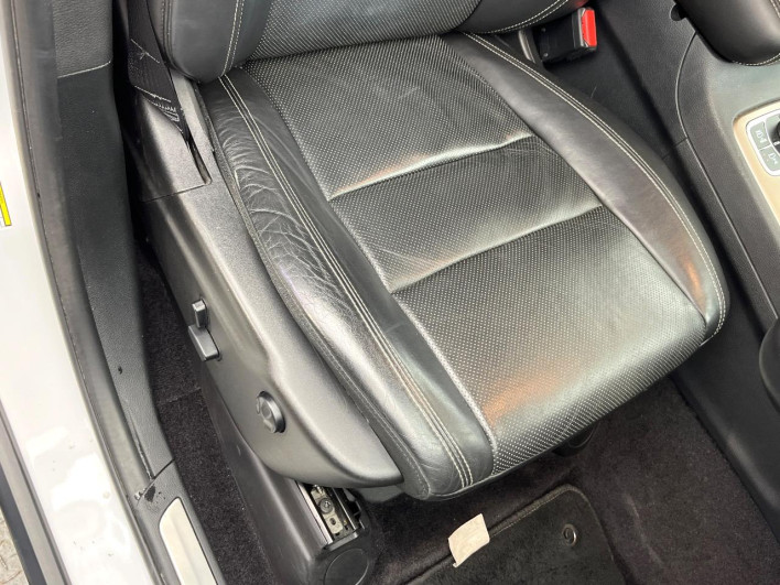2018 Chrysler Jeep Grand Cherokee DBA-WK36TA (UW-69f56a1f67af9)[27]