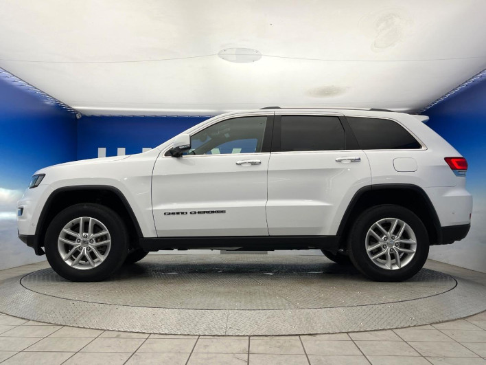 2018 Chrysler Jeep Grand Cherokee DBA-WK36TA (UW-69f56a1f67af9)[13]