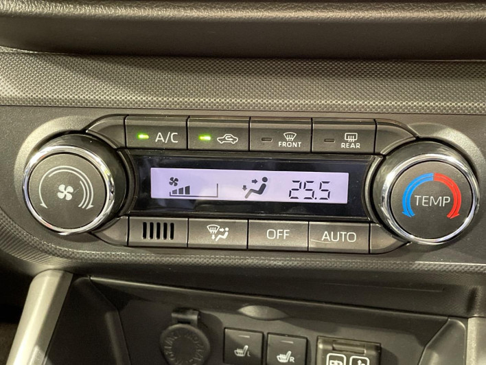 2020 Daihatsu Rocky 5BA-A200S (UW-69f56a22a365c)[10]