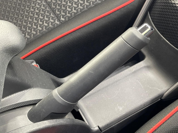 2020 Daihatsu Rocky 5BA-A200S (UW-69f56a22a365c)[14]