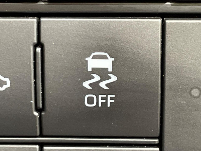 2020 Daihatsu Rocky 5BA-A200S (UW-69f56a22a365c)[22]