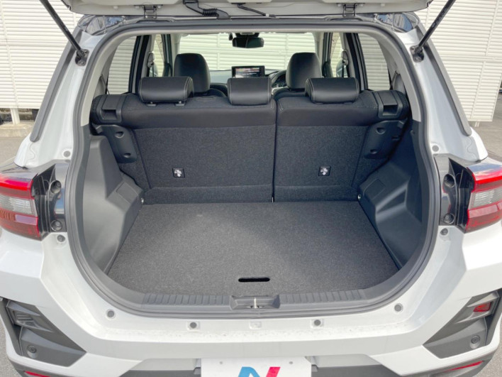 2020 Daihatsu Rocky 5BA-A200S (UW-69f56a22bdd9a)[9]