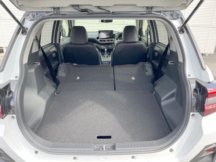 2020 Daihatsu Rocky 5BA-A200S (UW-69f56a22bdd9a)[10]