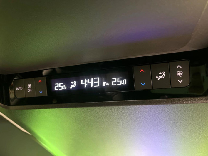 2026 Toyota Alphard Hybrid 6AA-AAHH40W (UW-69f56a2d59c51)[29]