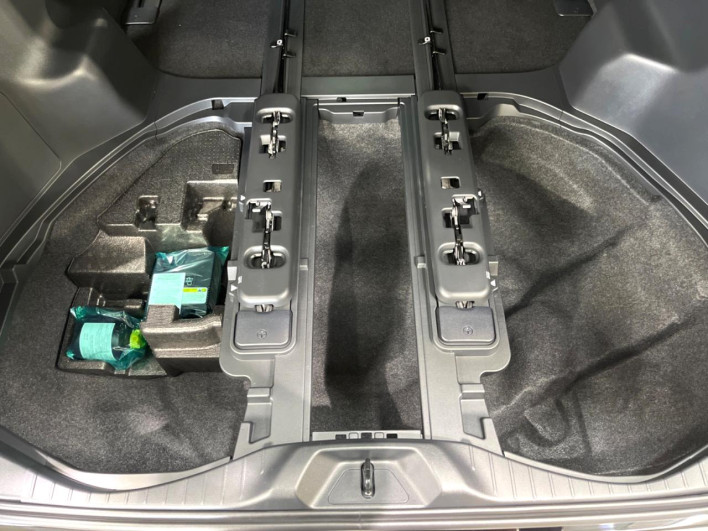 2026 Toyota Alphard Hybrid 6AA-AAHH40W (UW-69f56a2d59c51)[14]
