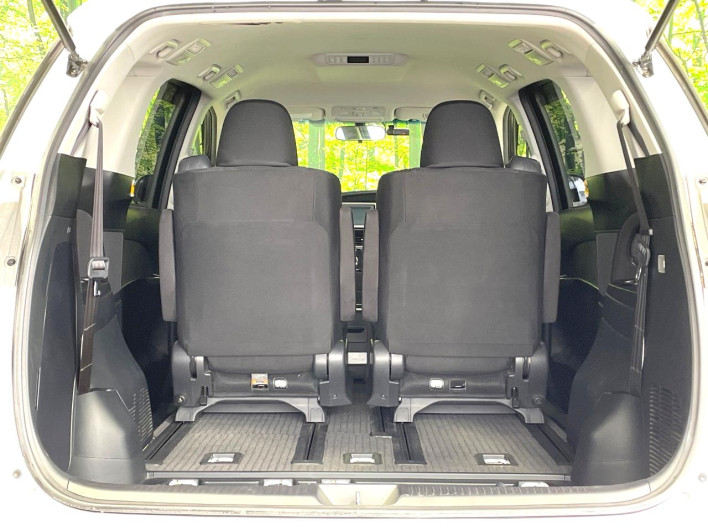 2012 Toyota Estima DBA-ACR50W (UW-69f56a31138f1)[28]