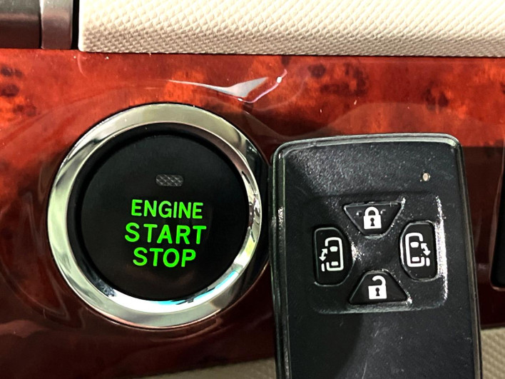 2012 Toyota Estima DBA-ACR55W (UW-69f56a3173932)[11]