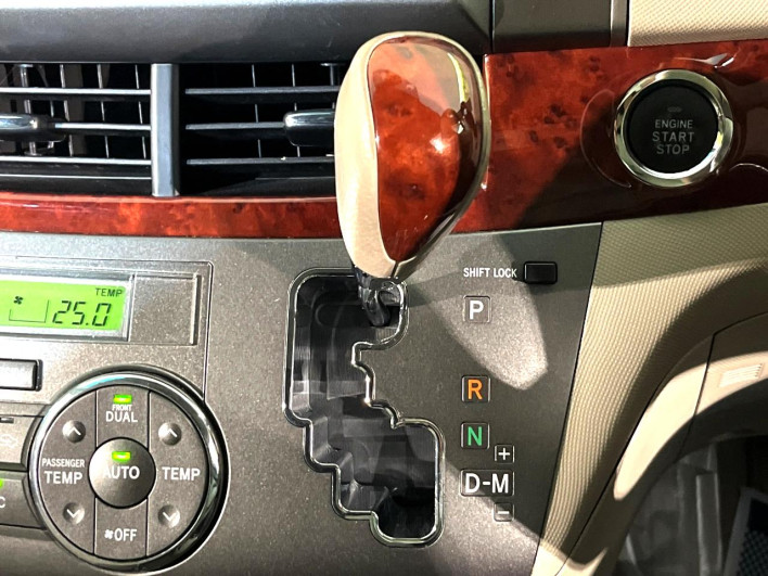 2012 Toyota Estima DBA-ACR55W (UW-69f56a3173932)[14]