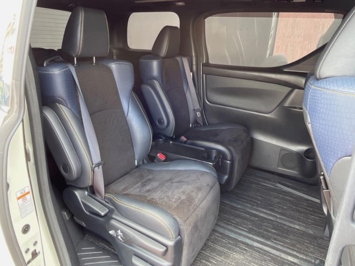 2016 Toyota Vellfire DBA-AGH30W (UW-69f56a322736b)[19]