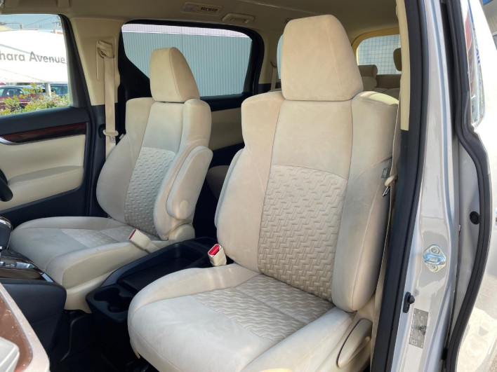 2017 Toyota Alphard DBA-AGH30W (UW-69f56a342fefa)[21]