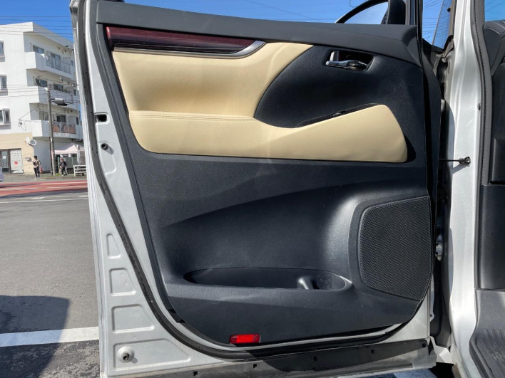 2017 Toyota Alphard DBA-AGH30W (UW-69f56a342fefa)[20]