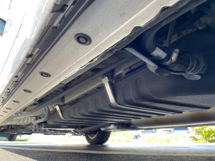 2017 Toyota Alphard DBA-AGH30W (UW-69f56a342fefa)[22]