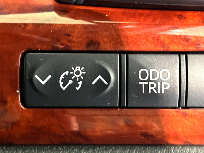 2011 Toyota Vellfire DBA-ANH25W (UW-69f56a43982a5)[10]