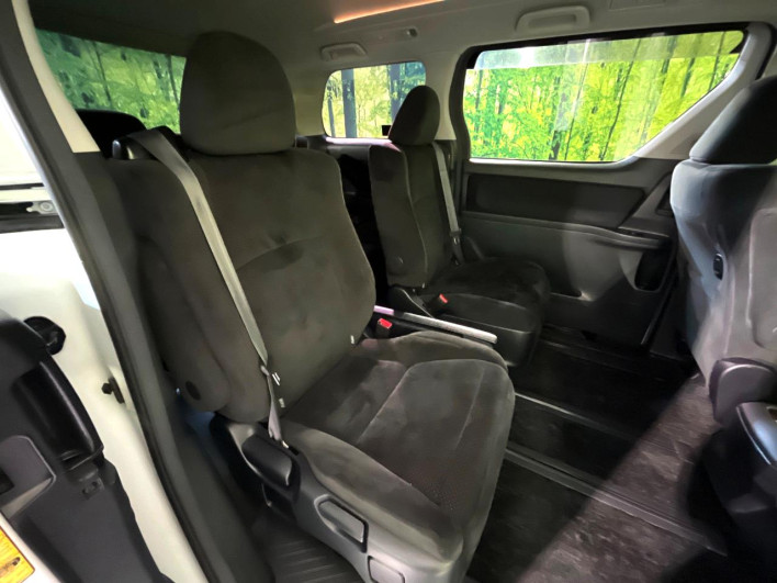 2011 Toyota Vellfire DBA-ANH25W (UW-69f56a43982a5)[29]