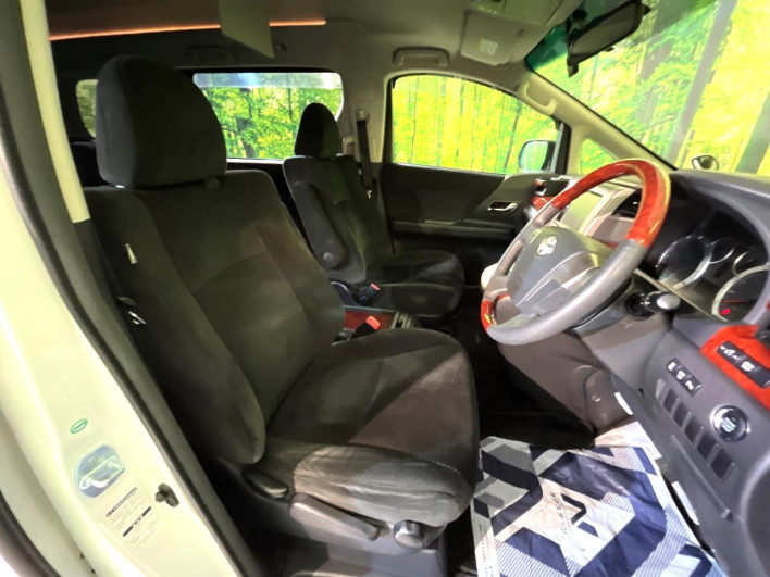 2011 Toyota Vellfire DBA-ANH25W (UW-69f56a43982a5)[27]