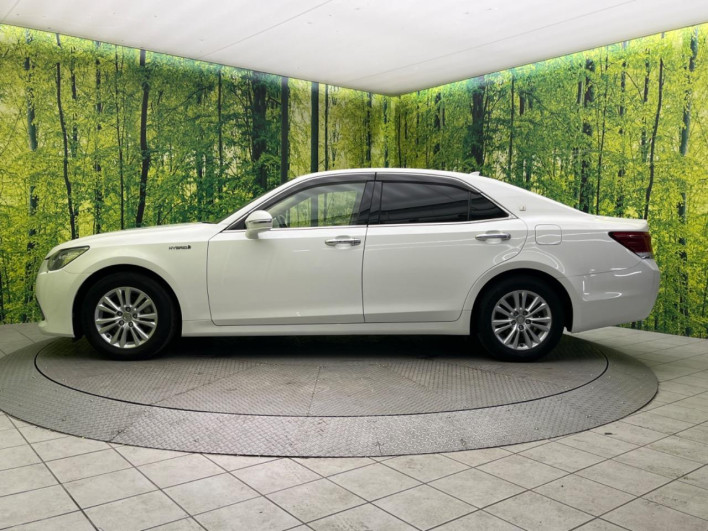 2013 Toyota Crown Hybrid DAA-AWS210 (UW-69f56a45b7ef5)[26]