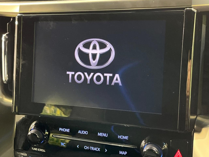 2022 Toyota Alphard Hybrid 6AA-AYH30W (UW-69f56a50754b3)[4]