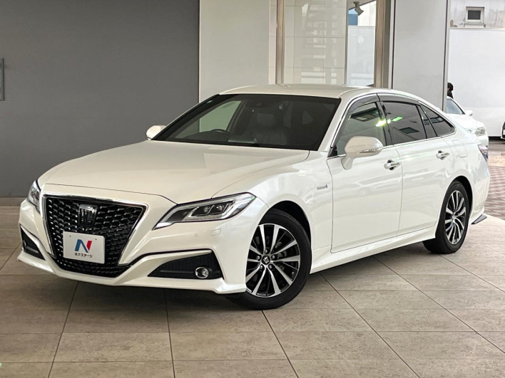 2019 Toyota Crown Hybrid 6AA-AZSH20 (UW-69f56a52d2e68)[0]