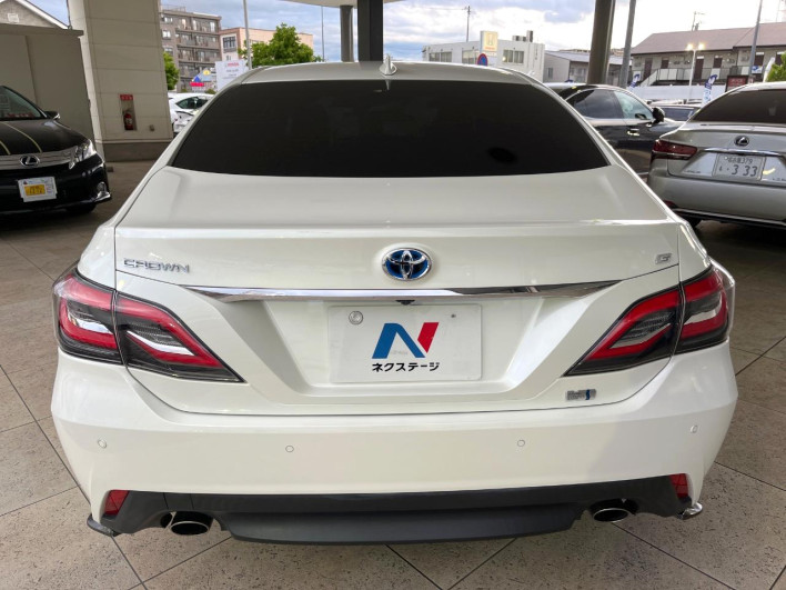 2019 Toyota Crown Hybrid 6AA-AZSH20 (UW-69f56a52d2e68)[23]