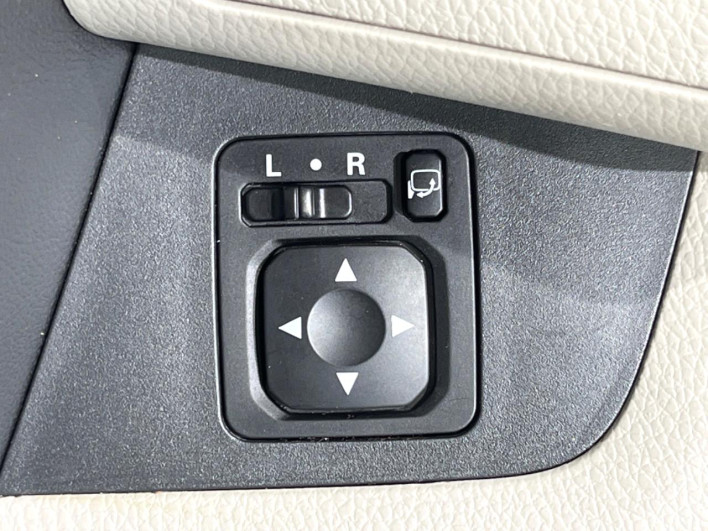 2016 Mitsubishi eK Space DBA-B11A (UW-69f56a55239e0)[16]
