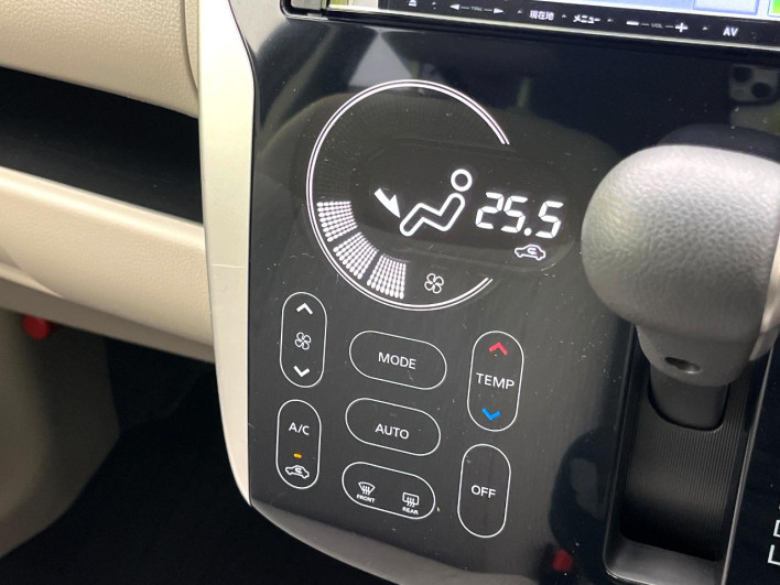 2014 Mitsubishi eK Wagon DBA-B11W (UW-69f56a56ad910)[17]