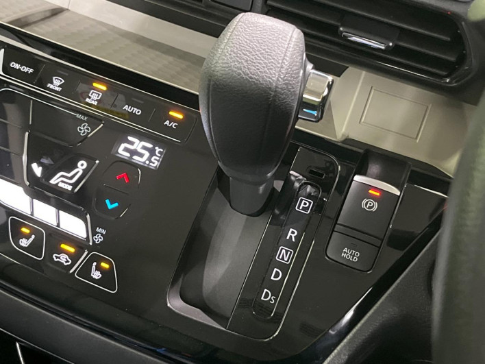 2024 Mitsubishi Delica Mini 4AA-B38A (UW-69f56a5bf1c66)[14]