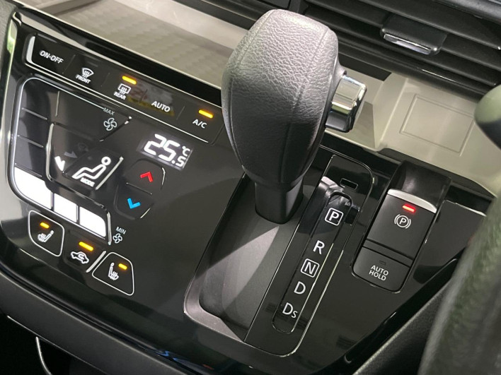 2024 Mitsubishi Delica Mini 4AA-B38A (UW-69f56a5e7994e)[14]