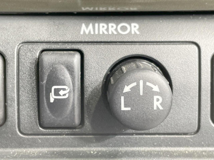 2012 Subaru Legacy B4 DBA-BMM (UW-69f56a6bb3545)[29]