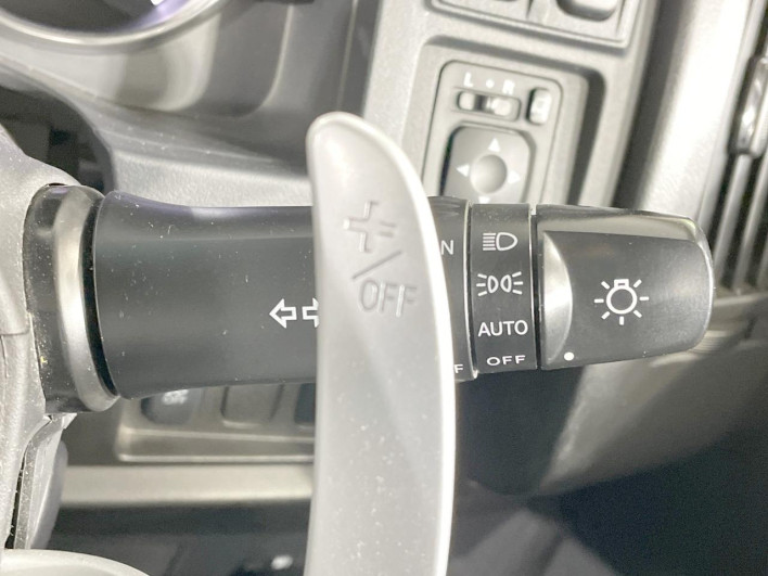 2017 Mitsubishi Delica D:5 LDA-CV1W (UW-69f56a7050d56)[28]
