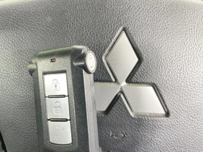 2017 Mitsubishi Delica D:5 LDA-CV1W (UW-69f56a7050d56)[16]