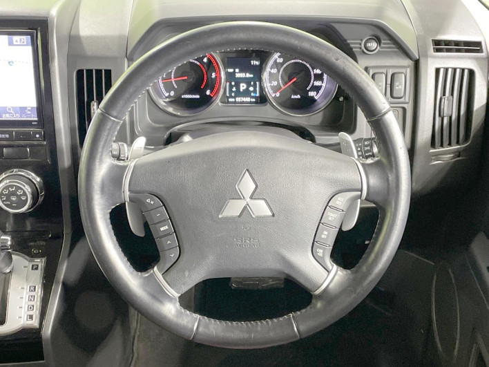 2017 Mitsubishi Delica D:5 LDA-CV1W (UW-69f56a7050d56)[13]