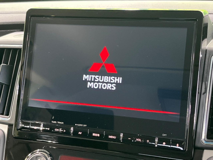 2019 Mitsubishi Delica D:5 3DA-CV1W (UW-69f56a7081a9c)[29]