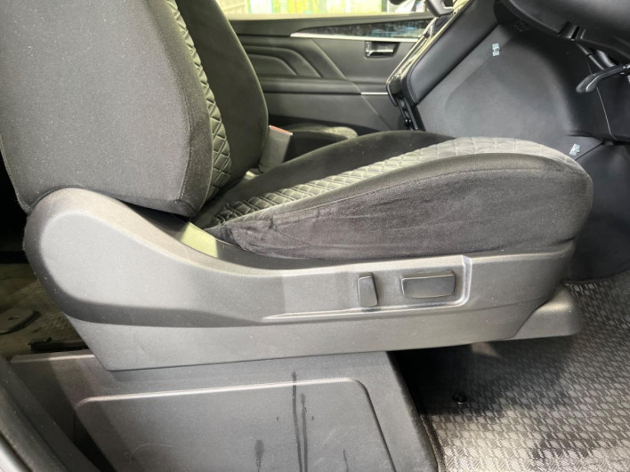 2019 Mitsubishi Delica D:5 3DA-CV1W (UW-69f56a7081a9c)[27]