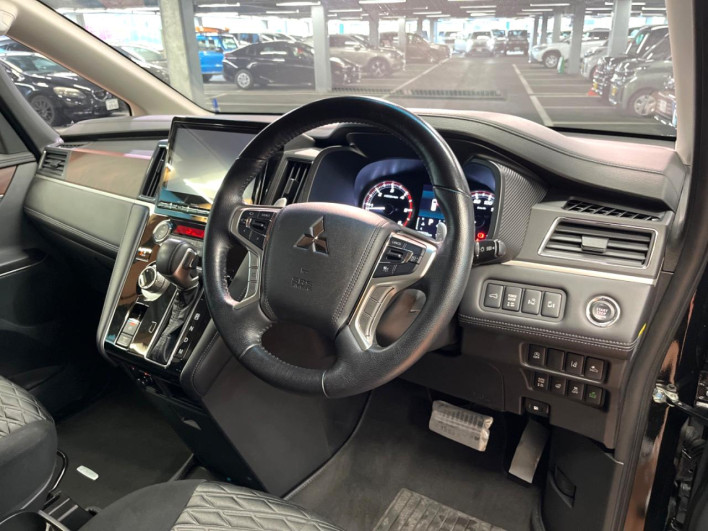 2022 Mitsubishi Delica D:5 3DA-CV1W (UW-69f56a710d4f9)[5]