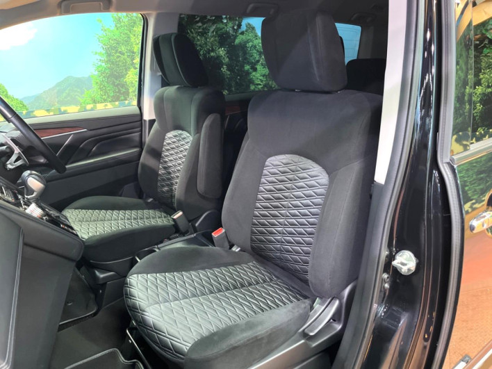 2022 Mitsubishi Delica D:5 3DA-CV1W (UW-69f56a710d4f9)[13]