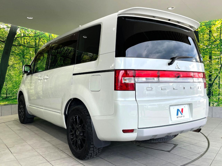 2011 Mitsubishi Delica D:5 DBA-CV4W (UW-69f56a736254d)[7]